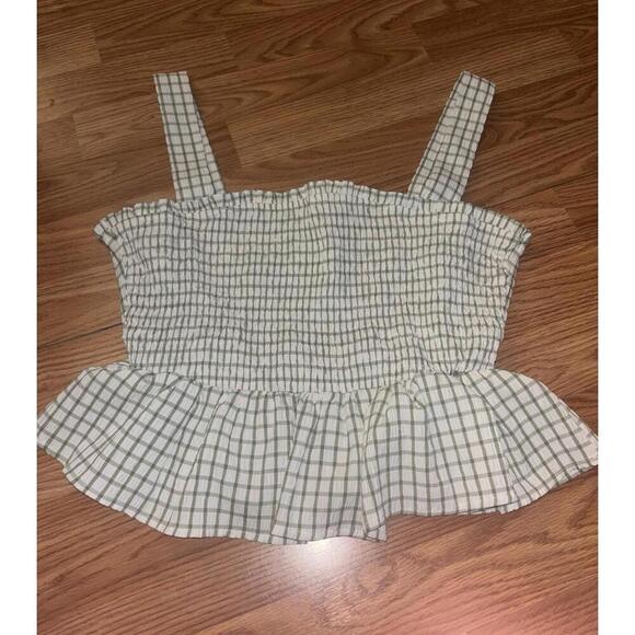 Adore Me Tops - Checkered Peplum Crop Top Size Medium